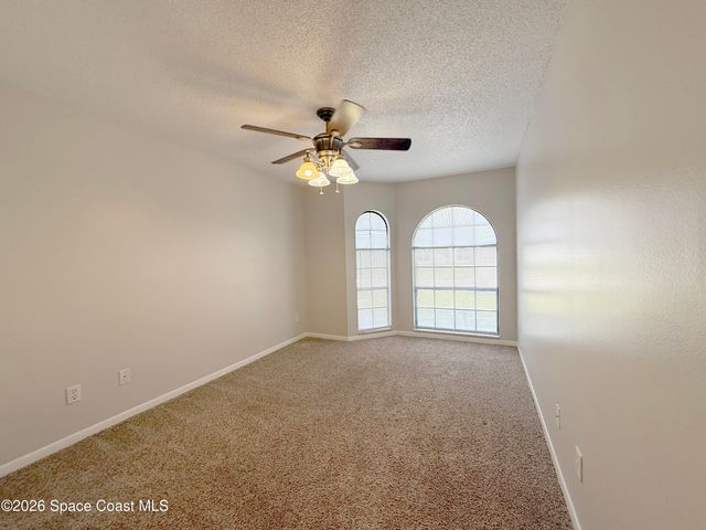 866 Hanau Avenue NW, Palm Bay, FL 32907