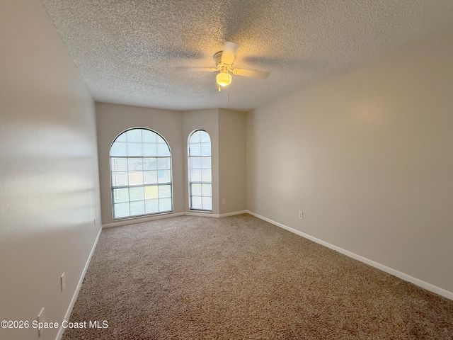 866 Hanau Avenue NW, Palm Bay, FL 32907