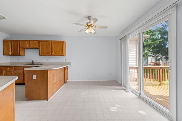 6640 Deerhurst Drive, Westland, MI 48185