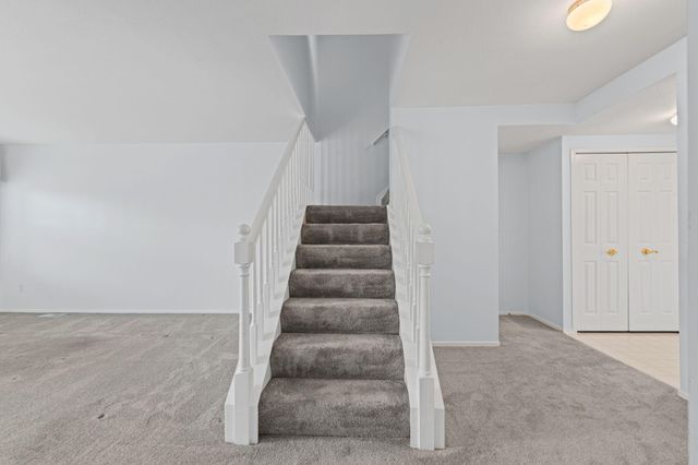 6640 Deerhurst Drive, Westland, MI 48185
