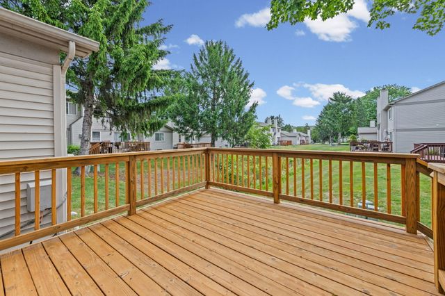 6640 Deerhurst Drive, Westland, MI 48185