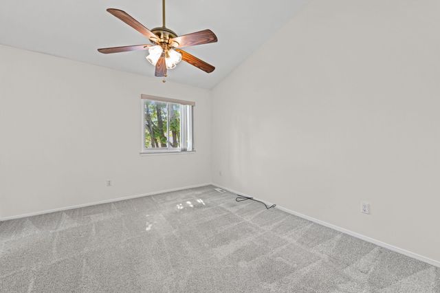 6640 Deerhurst Drive, Westland, MI 48185