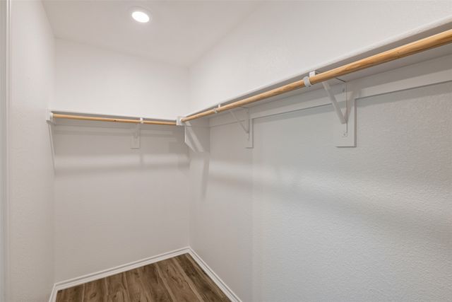 805 S 6TH Street, Bonham, TX 75418
