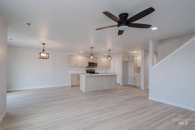 3089 S Maple Ranch Way, Nampa, ID 83686