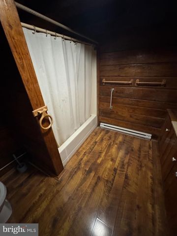 3673 JOHNSON RUN RD, Petersburg, WV 26847