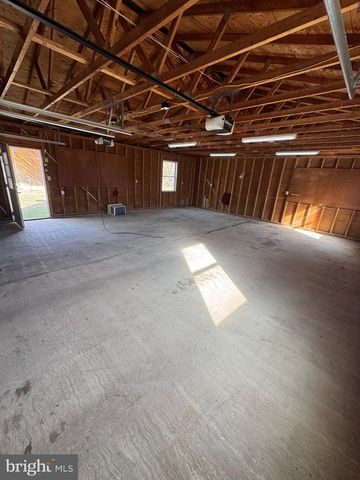 3673 JOHNSON RUN RD, Petersburg, WV 26847