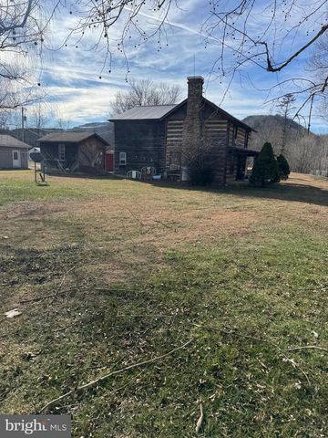 3673 JOHNSON RUN RD, Petersburg, WV 26847