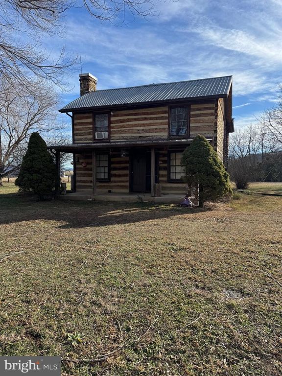 3673 JOHNSON RUN RD, Petersburg, WV 26847