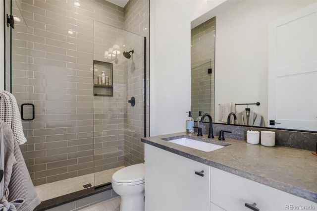 301 Krameria Street, Denver, CO 80220