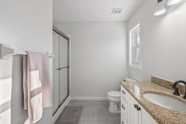 14430 Woodbridge Lane, Savage, MN 55378