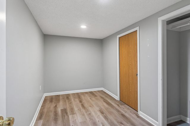 14430 Woodbridge Lane, Savage, MN 55378