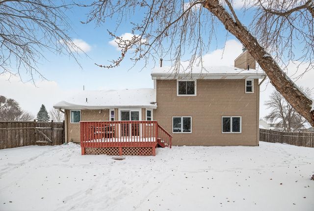 14430 Woodbridge Lane, Savage, MN 55378