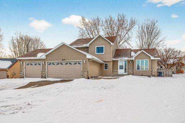 14430 Woodbridge Lane, Savage, MN 55378