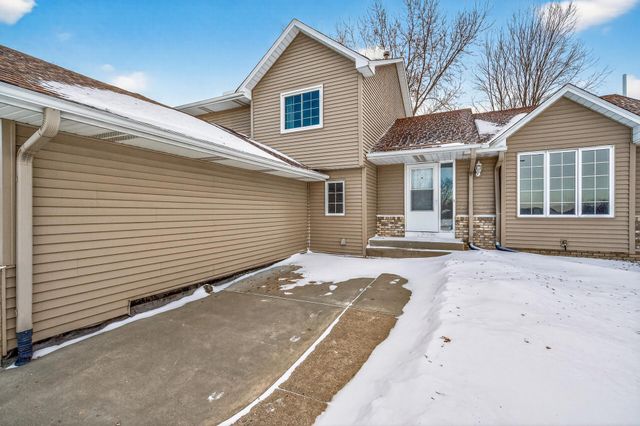 14430 Woodbridge Lane, Savage, MN 55378