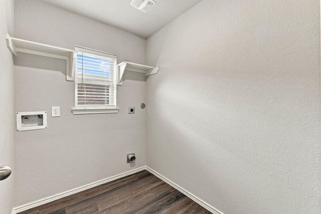 10627 Red Orchid Drive, Houston, TX 77016