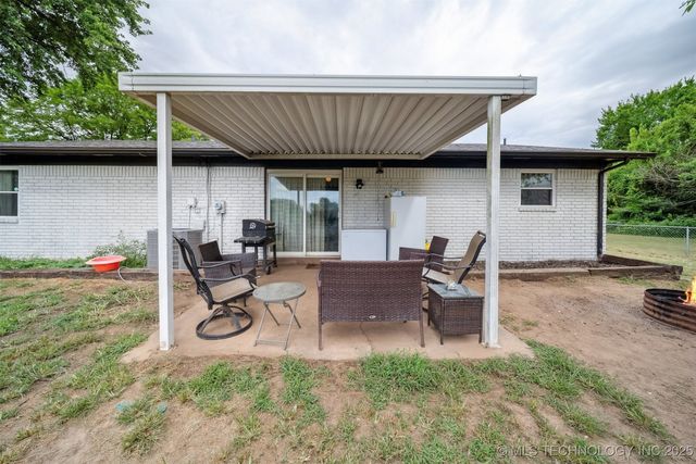 29905 E 144th Street S, Coweta, OK 74429