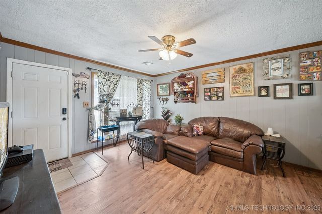 29905 E 144th Street S, Coweta, OK 74429