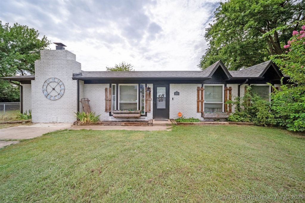 29905 E 144th Street S, Coweta, OK 74429