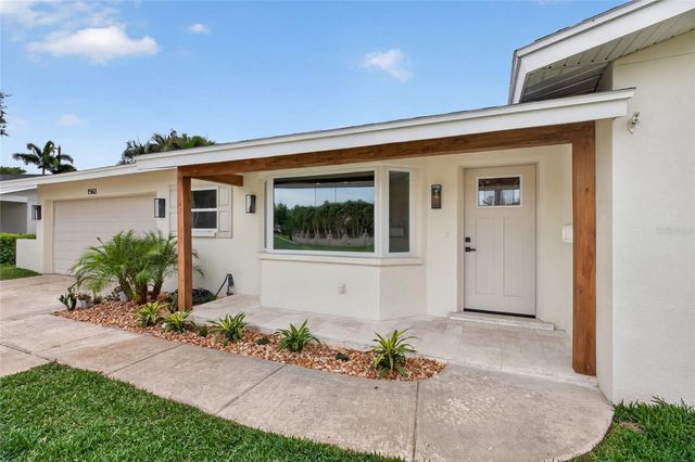 1563 EDEN ISLE BOULEVARD NE, St Petersburg, FL 33704