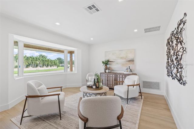 1563 EDEN ISLE BOULEVARD NE, St Petersburg, FL 33704