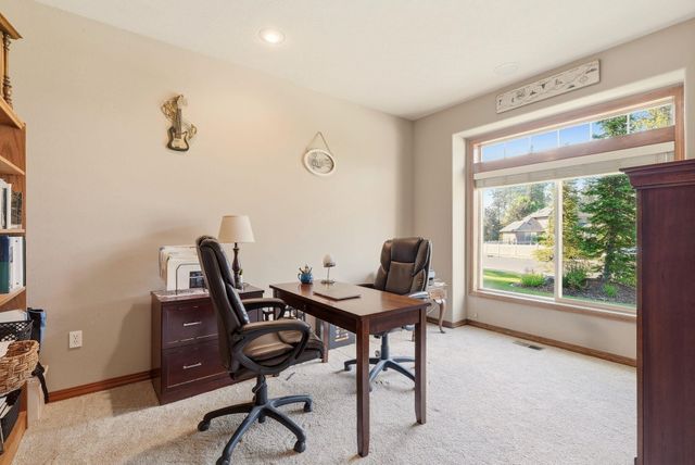 1215 E Huron Dr, Spokane, WA 99208