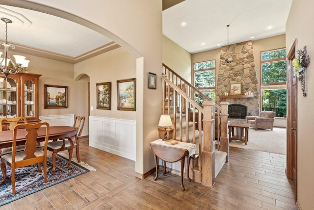 1215 E Huron Dr, Spokane, WA 99208