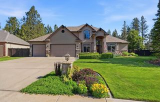 1215 E Huron Dr, Spokane, WA 99208