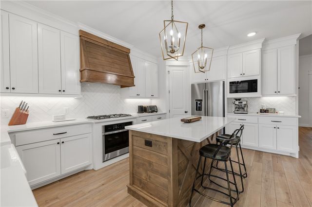 4330 Fox River Lane, Bryan, TX 77802