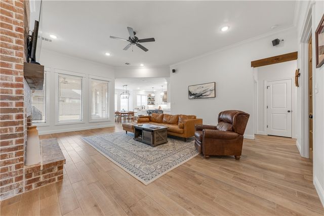 4330 Fox River Lane, Bryan, TX 77802