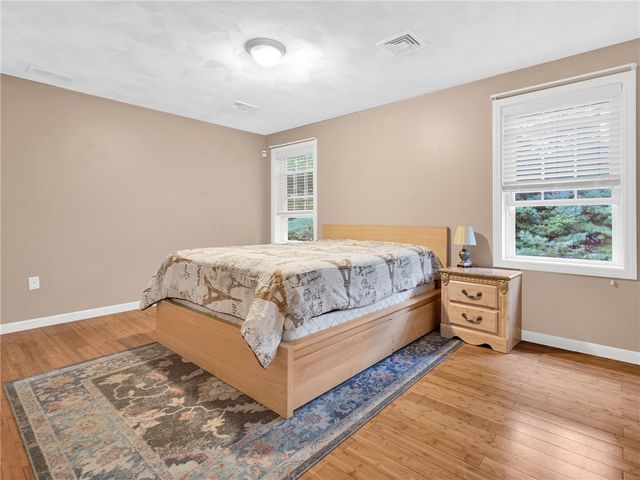 35 Doe Crossing Drive, Burrillville, RI 02859
