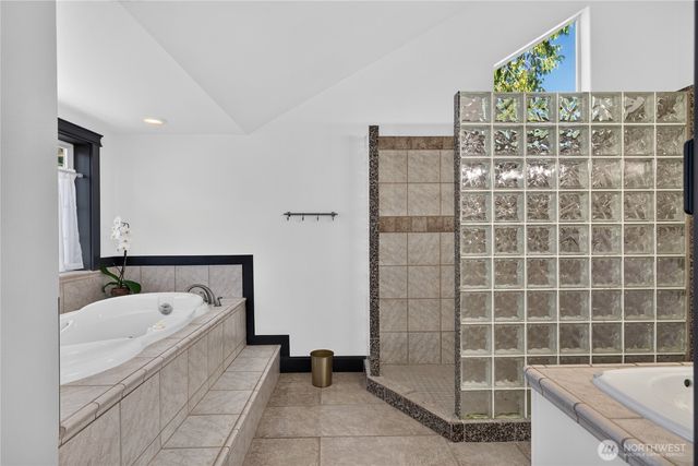 2203 22nd Street, Anacortes, WA 98221