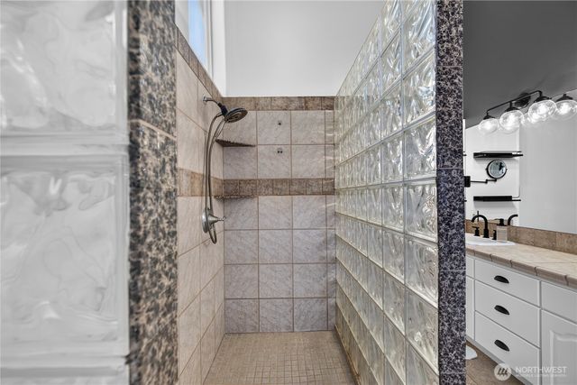 2203 22nd Street, Anacortes, WA 98221