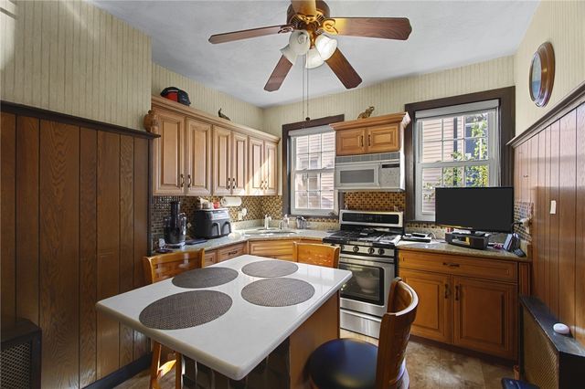 594 Hope Street, Providence, RI 02906