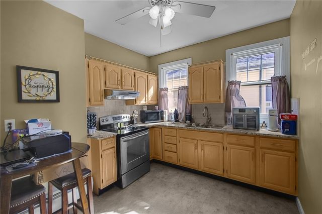 594 Hope Street, Providence, RI 02906