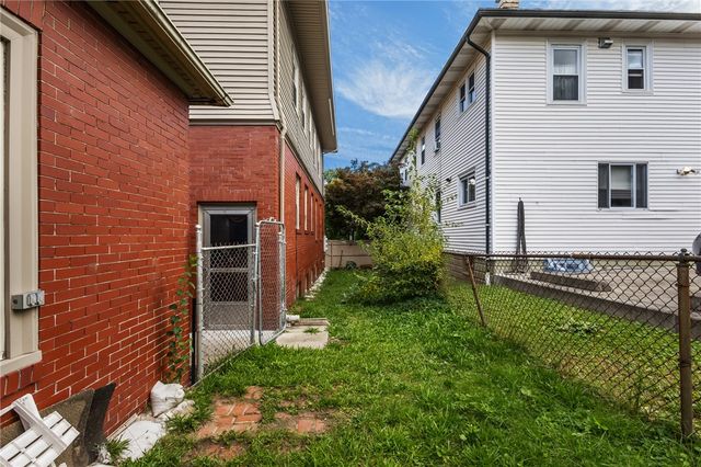 594 Hope Street, Providence, RI 02906