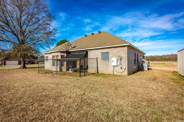 683 321 Highway, Beebe, AR 72012