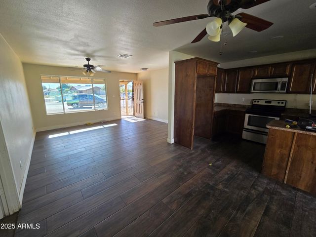 17444 N 14TH Avenue, Phoenix, AZ 85023