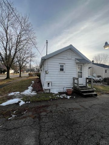 1802 Marquette Street, Saginaw, MI 48602