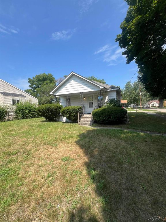 1802 Marquette Street, Saginaw, MI 48602