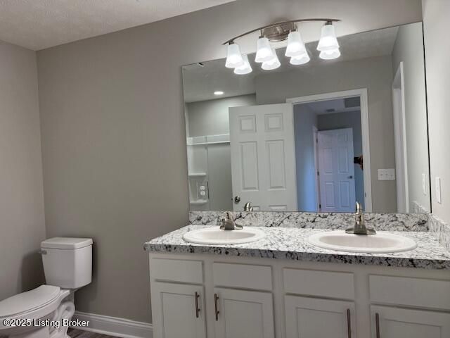 5421 Mt Holyoke Dr, Louisville, KY 40216