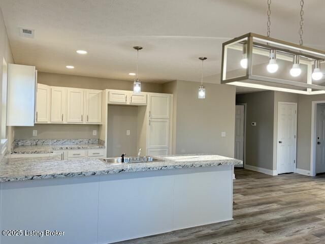 5421 Mt Holyoke Dr, Louisville, KY 40216