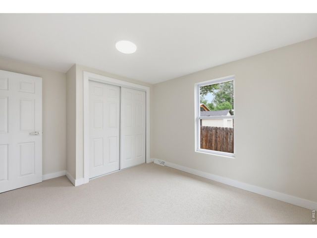 206 Bowen St, Longmont, CO 80501