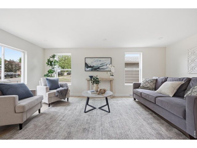 206 Bowen St, Longmont, CO 80501