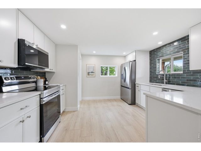 206 Bowen St, Longmont, CO 80501