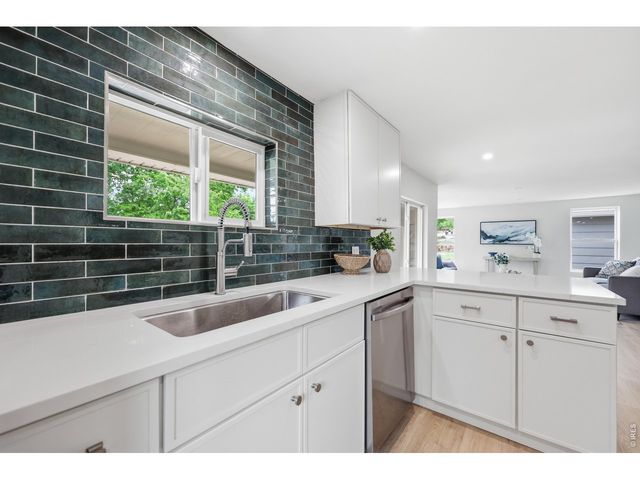 206 Bowen St, Longmont, CO 80501