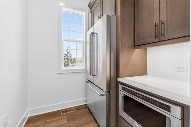 3708 Beulah Park Drive, Grove City, OH 43123