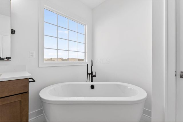 3708 Beulah Park Drive, Grove City, OH 43123