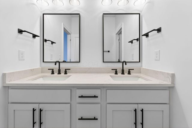 3708 Beulah Park Drive, Grove City, OH 43123