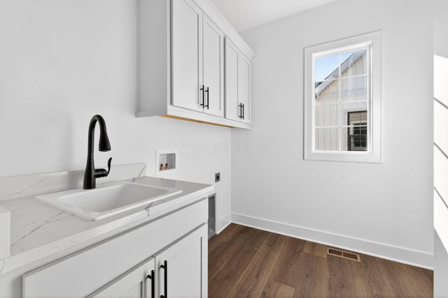 3708 Beulah Park Drive, Grove City, OH 43123