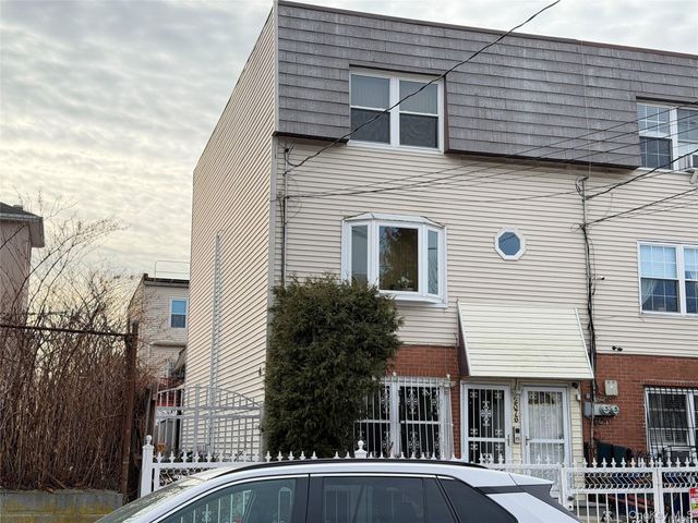 2076 Caesar Place, Bronx, NY 10473